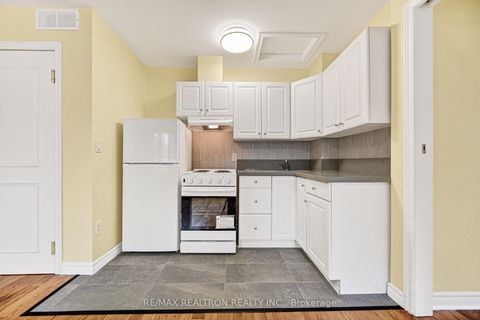 Photo 22 at 454 Donlands Avenue, East York, Toronto