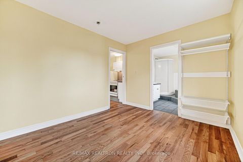 Photo 26 at 454 Donlands Avenue, East York, Toronto