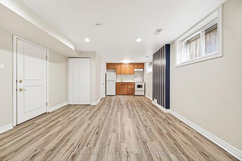 Photo 31 at 454 Donlands Avenue, East York, Toronto