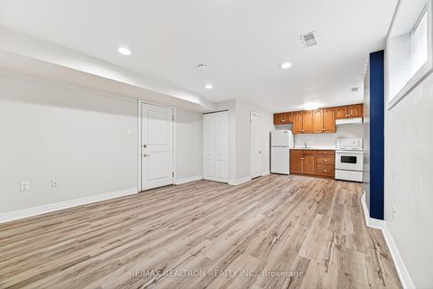 Photo 32 at 454 Donlands Avenue, East York, Toronto