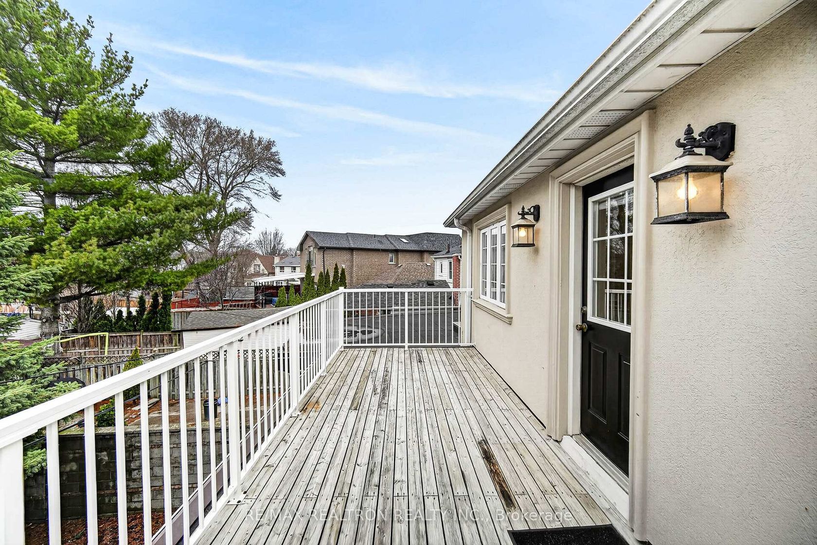 454 Donlands Avenue, East York, Toronto 