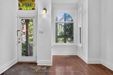 Photo 1 at 347 1/2 Wellesley Street E, South St. James Town, Toronto