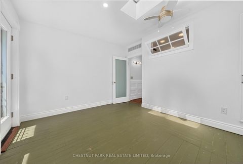 Photo 21 at 347 1/2 Wellesley Street E, South St. James Town, Toronto