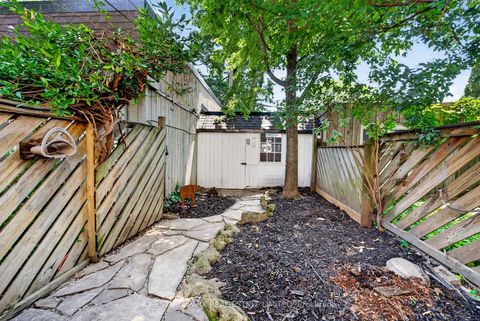 Photo 24 at 347 1/2 Wellesley Street E, South St. James Town, Toronto