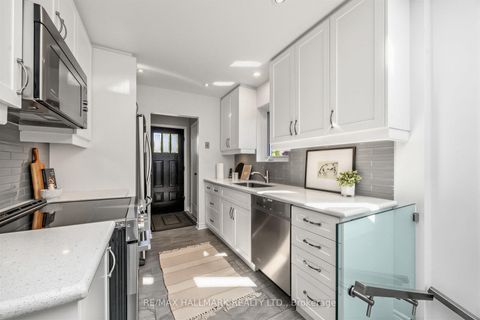Photo 11 at 16 Crestland Avenue, East York, Toronto