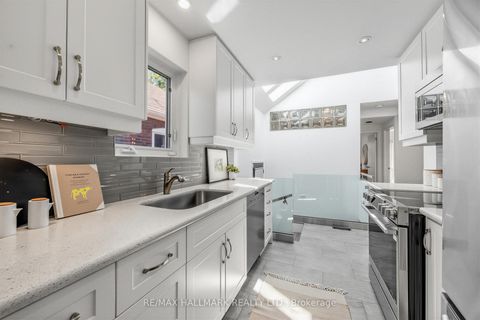 Photo 13 at 16 Crestland Avenue, East York, Toronto