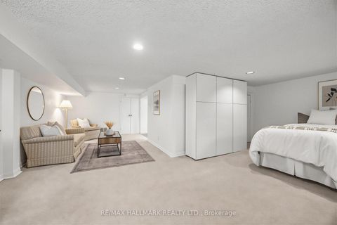 Photo 23 at 16 Crestland Avenue, East York, Toronto
