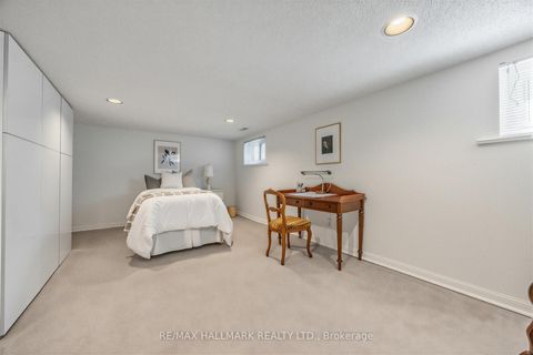 Photo 24 at 16 Crestland Avenue, East York, Toronto