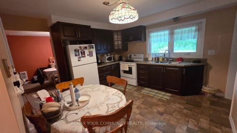 Photo 14 at 1031 Metro Road, Historic Lakeshore Communities, Georgina