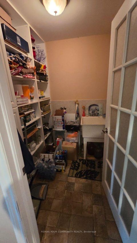 Photo 15 at 1031 Metro Road, Historic Lakeshore Communities, Georgina
