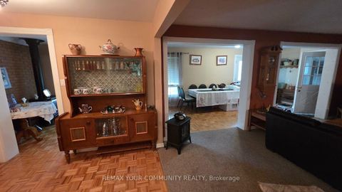Photo 19 at 1031 Metro Road, Historic Lakeshore Communities, Georgina