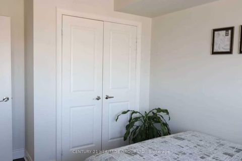 Photo 11 at 610 - 701 Sheppard Avenue, Clanton Park, Toronto