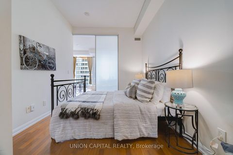 Photo 14 at 1820 - 111 Elizabeth Street, Bay Street Corridor, Toronto