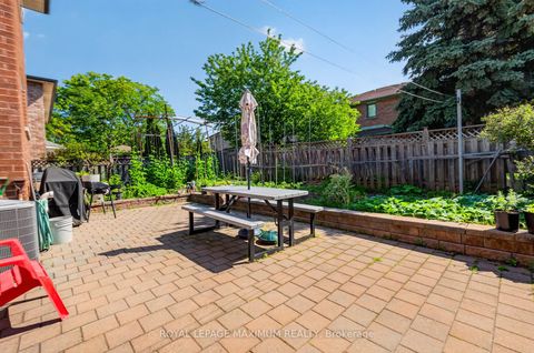 Photo 30 at 162 Wigwoss Drive, East Woodbridge, Vaughan
