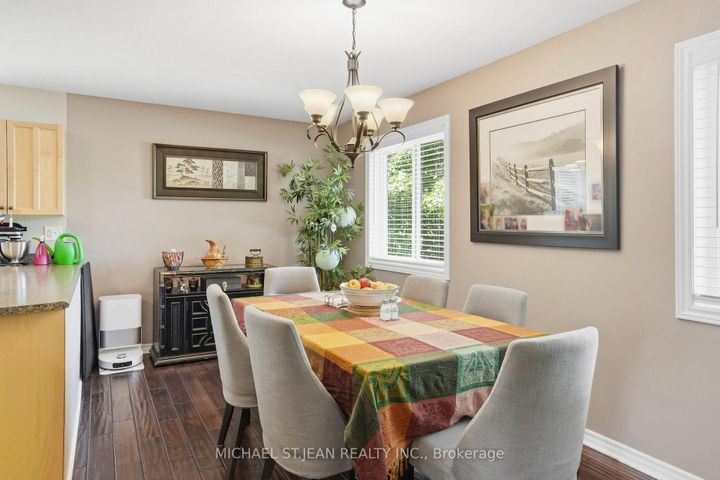 Photo 11 at 25 Saveryn Road, Rural Glanbrook, Hamilton