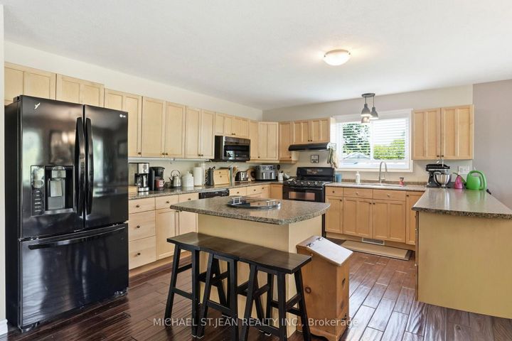 Photo 12 at 25 Saveryn Road, Rural Glanbrook, Hamilton