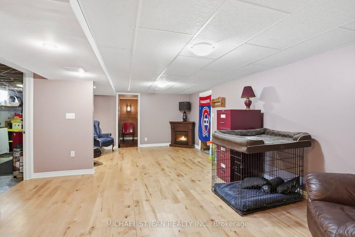 Photo 26 at 25 Saveryn Road, Rural Glanbrook, Hamilton