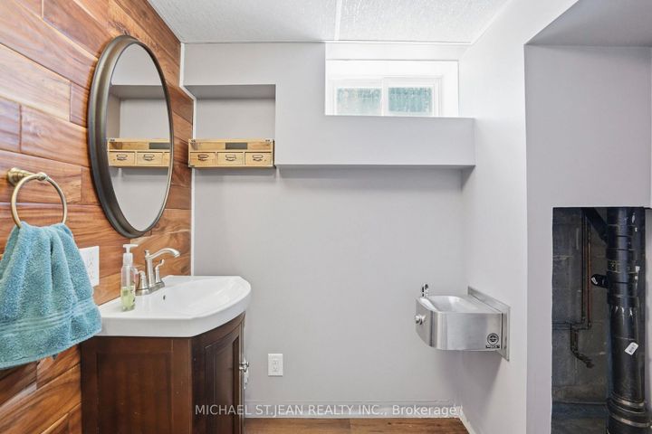 Photo 31 at 25 Saveryn Road, Rural Glanbrook, Hamilton
