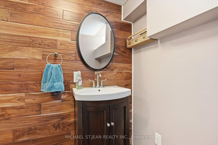 Photo 32 at 25 Saveryn Road, Rural Glanbrook, Hamilton