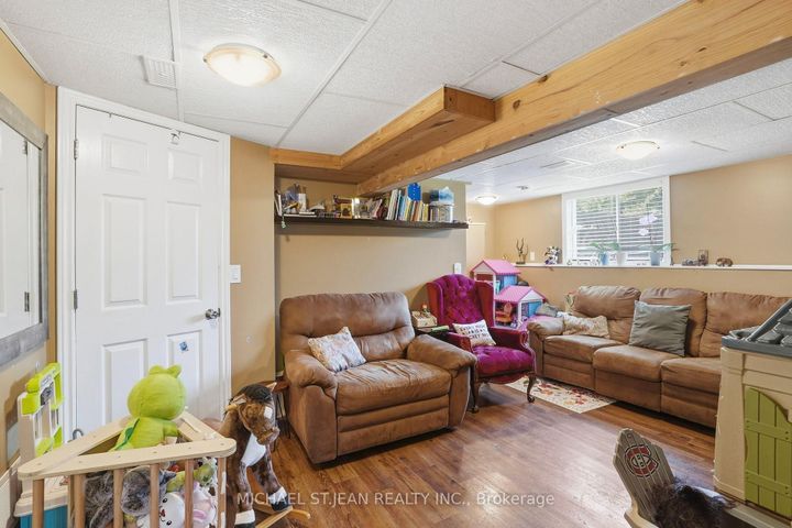 Photo 35 at 25 Saveryn Road, Rural Glanbrook, Hamilton