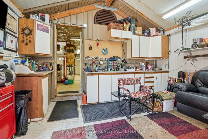 Photo 42 at 25 Saveryn Road, Rural Glanbrook, Hamilton