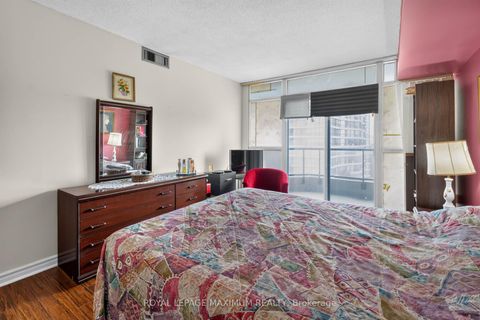 Photo 20 at 717 - 5 Rowntree Road, Jamestown, Toronto