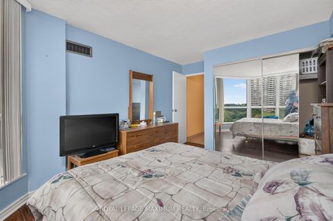 Photo 25 at 717 - 5 Rowntree Road, Jamestown, Toronto