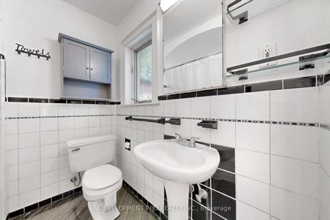 Photo 30 at 534 Deloraine Avenue, Nortown, Toronto
