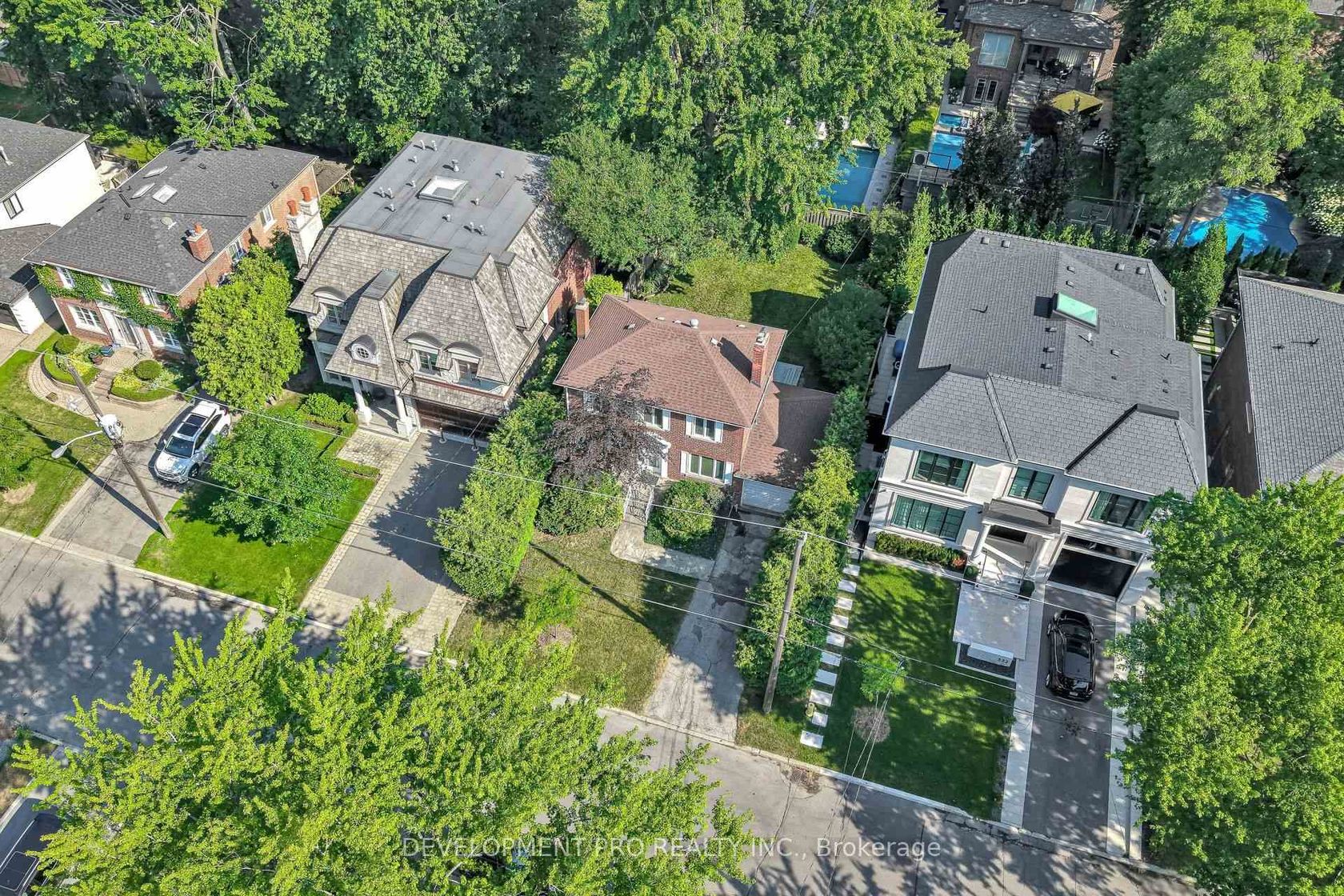534 Deloraine Avenue, Nortown, Toronto 