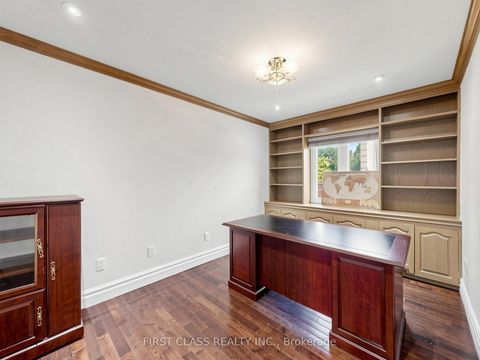 Photo 16 at 9 Westpoint Court, Bayview Hill, Richmond Hill