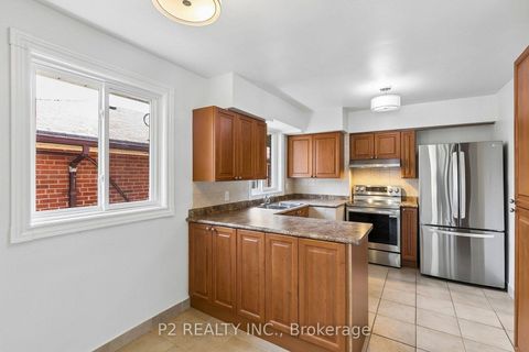 Photo 15 at 121 Confederation Drive, Woburn, Toronto