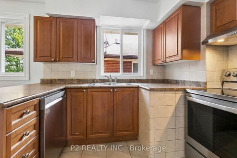 Photo 20 at 121 Confederation Drive, Woburn, Toronto