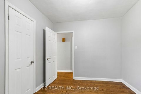 Photo 35 at 121 Confederation Drive, Woburn, Toronto