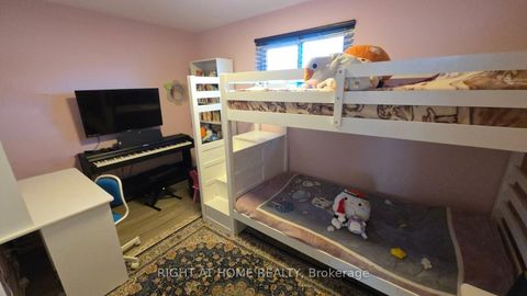 Photo 15 at 783 Oliva Street, West Shore, Pickering