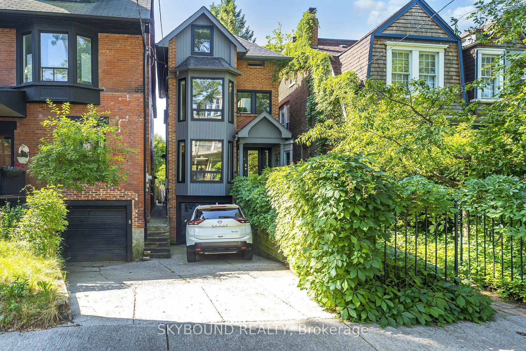 49 Victor Avenue, North Riverdale, Toronto 