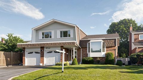 Photo 7 at 59 Kilchurn Castle Drive, Sullivan, Toronto