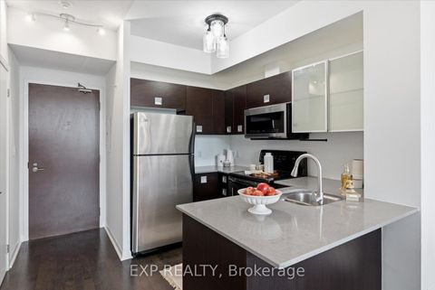 Photo 5 at 221 - 3391 Bloor Street W, City Centre West, Toronto