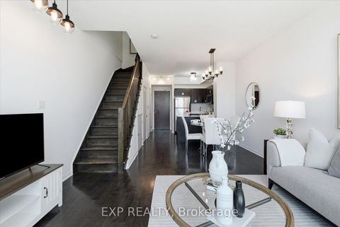 Photo 13 at 221 - 3391 Bloor Street W, City Centre West, Toronto