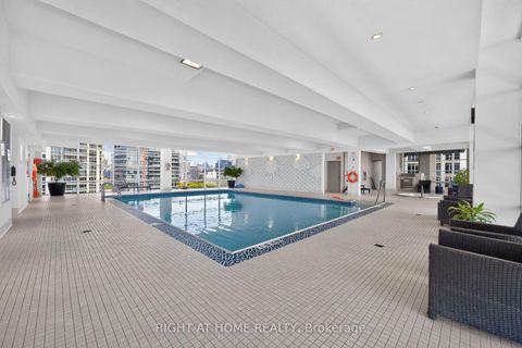 Photo 4 at 509 - 628 Fleet Street, Niagara, Toronto