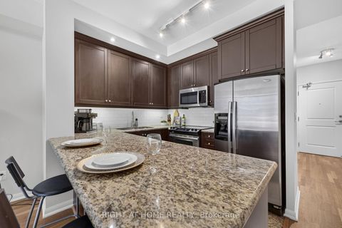 Photo 9 at 509 - 628 Fleet Street, Niagara, Toronto