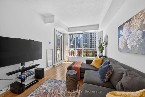 Photo 15 at 509 - 628 Fleet Street, Niagara, Toronto