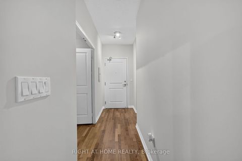 Photo 28 at 509 - 628 Fleet Street, Niagara, Toronto