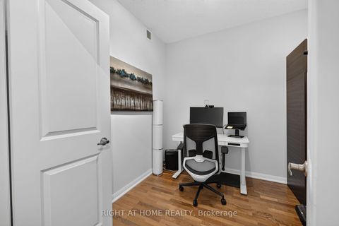 Photo 29 at 509 - 628 Fleet Street, Niagara, Toronto