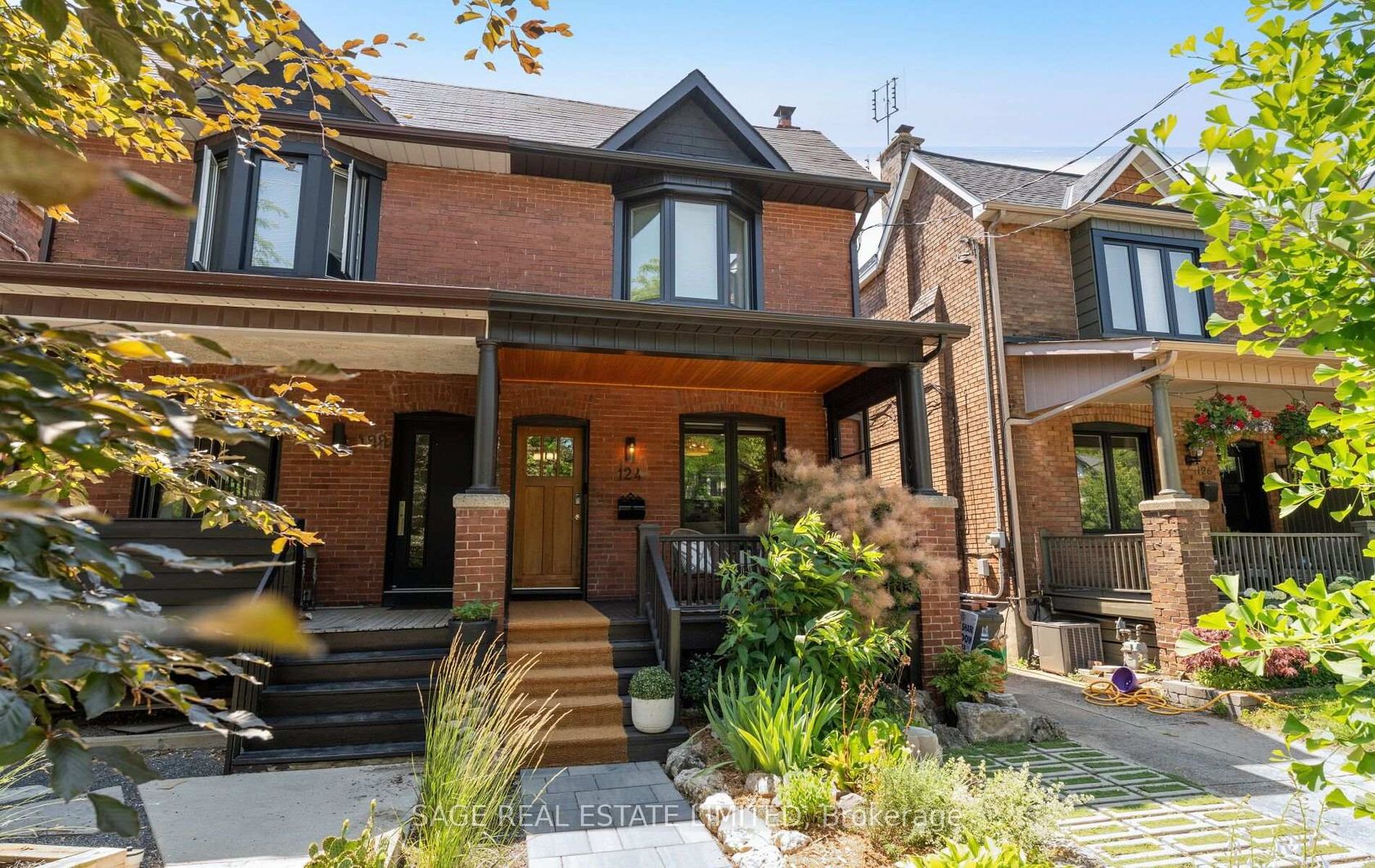 124 Evans Avenue, Bloor West Village, Toronto 