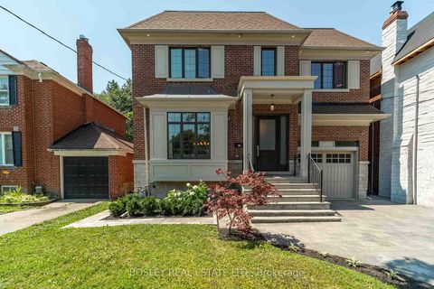 Photo 1 at 61 Rykert Crescent, Leaside, Toronto