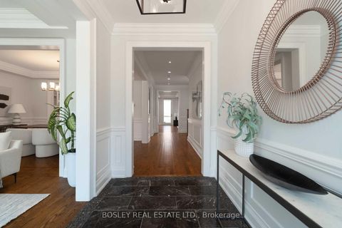Photo 2 at 61 Rykert Crescent, Leaside, Toronto