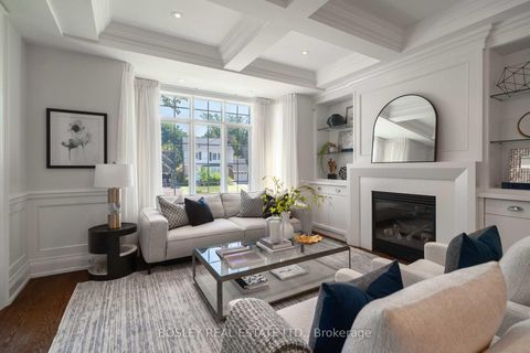 Photo 4 at 61 Rykert Crescent, Leaside, Toronto