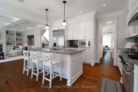 Photo 15 at 61 Rykert Crescent, Leaside, Toronto