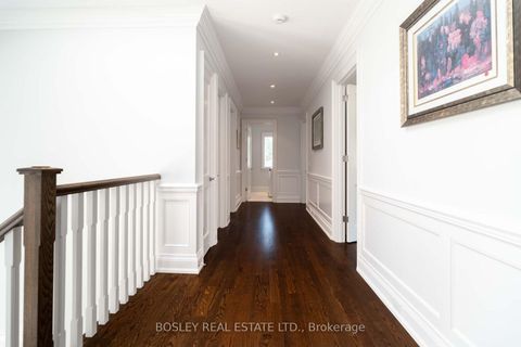 Photo 18 at 61 Rykert Crescent, Leaside, Toronto