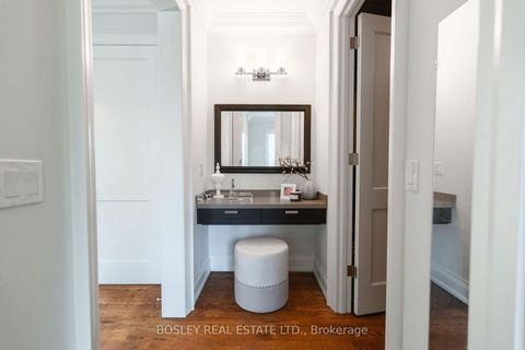 Photo 22 at 61 Rykert Crescent, Leaside, Toronto
